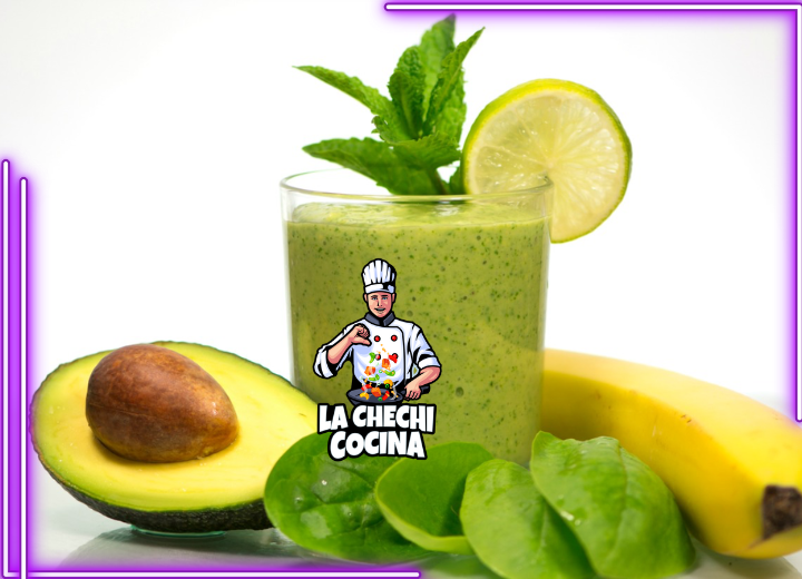 Smoothie De Plátano y Aguacate