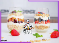 Delicioso Parfait De Yogur y Granola: ¡El Desayuno Perfecto Para Comenzar Tu Día!