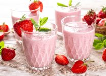 Batido De Fresa y Miel: Una Deliciosa y Saludable Fuente De Vitaminas y Antioxidantes