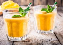 Batido De Mango y Cúrcuma: El Refrescante Aliado Para Tu Salud y Bienestar