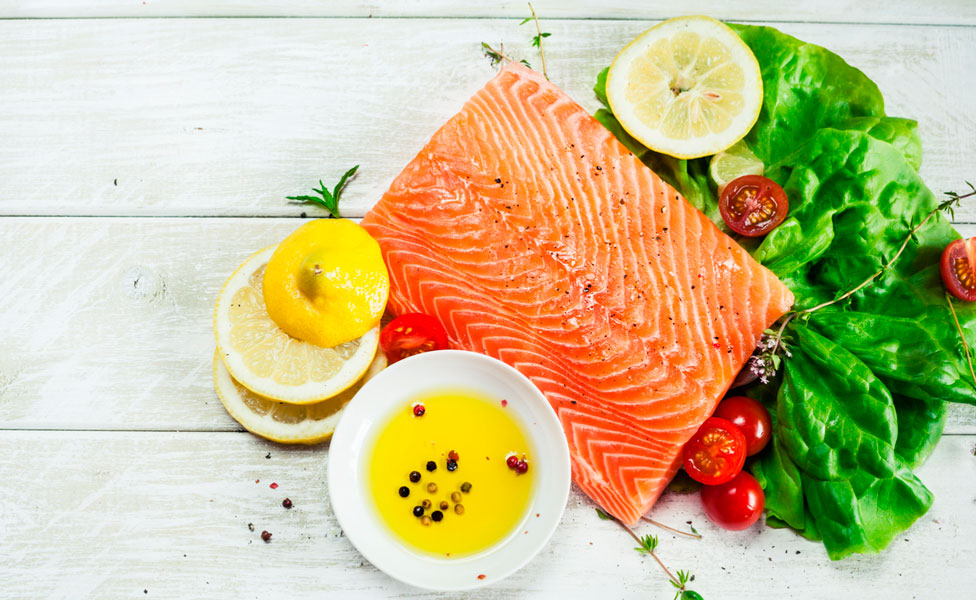 beneficios nutricionales del salmon y como incluirlo en tu dieta