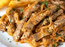 Cómo Preparar Un Auténtico Beef Stroganoff Ruso