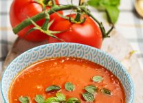 Deliciosa Sopa De Tomate y Albahaca: Receta Fácil y Refrescante