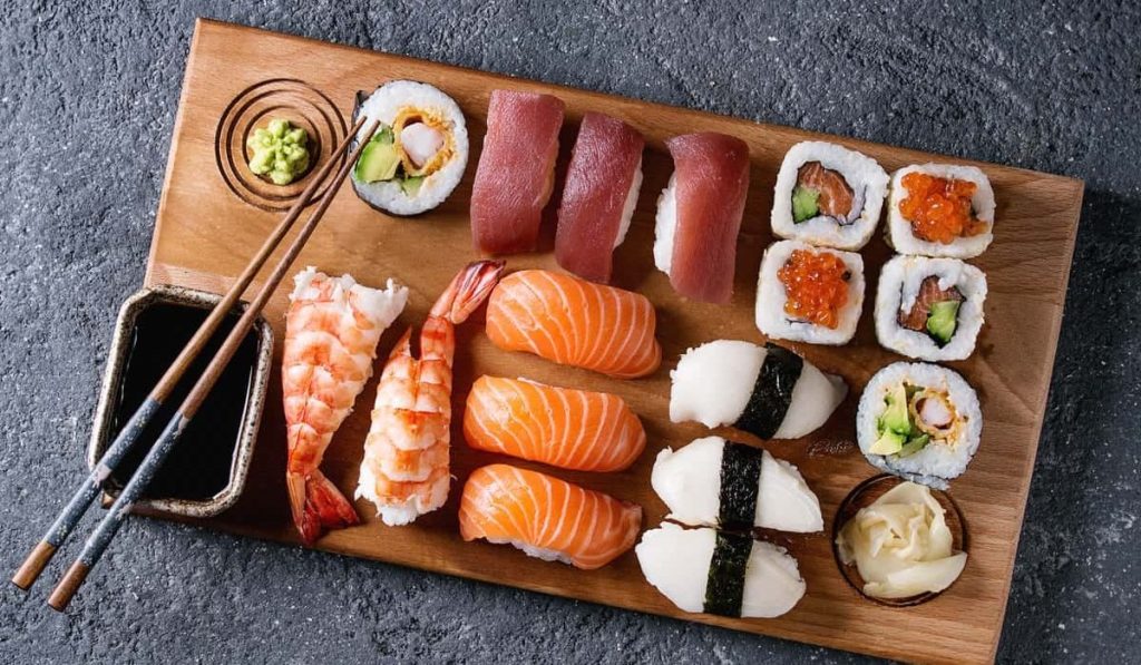 mejores pescados para hacer sushi en casa