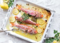 Pescado Al Horno Con Limón: ¡Jugoso, Crujiente y Fácil De Preparar!