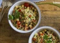 Receta De Ensalada De Quinoa y Garbanzos Con Limón: Un Plato Saludable y Refrescante