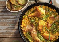 Receta Tradicional De Paella De Pollo y Conejo