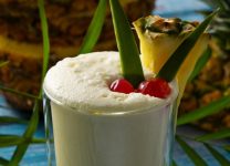 Smoothie De Coco y Piña Colada: Sabor Tropical En Cada Sorbo