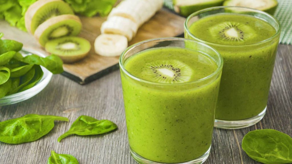 smoothie de kiwi y espinacas