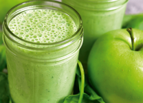 Smoothie De Manzana y Espinaca: ¡Impulsa Tu Salud Con Esta Refrescante Bebida Verde!