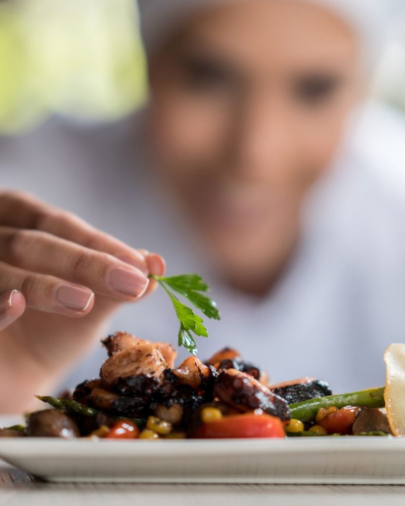 tecnicas avanzadas de cocina para reducir el tiempo de preparacion